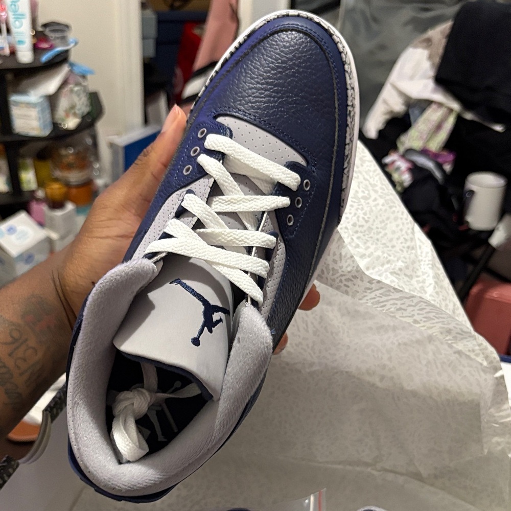 Jordan 3 Georgetown - Picture 3 of 7